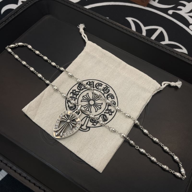 Ch*0me He**ts necklaces